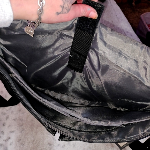 Kenneth Cole laptop bag - Picture 9 of 13